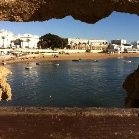 Apartamento Casa Caleta a 2 minutos de la playa Cádiz Exterior foto